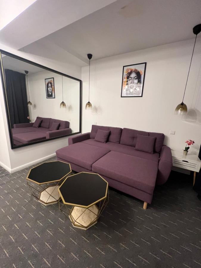 Conta Apartments Крайова Екстериор снимка