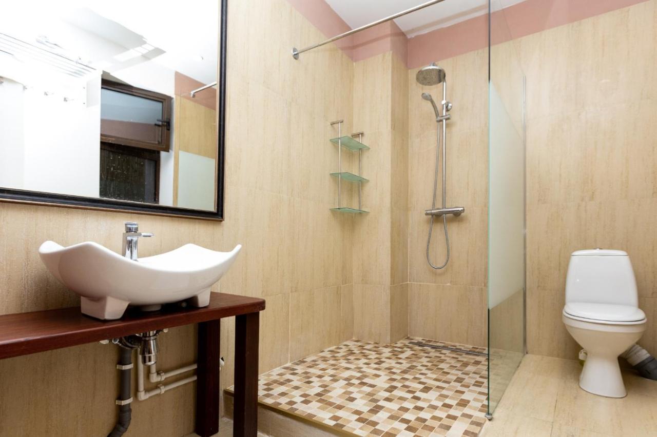 Conta Apartments Крайова Екстериор снимка