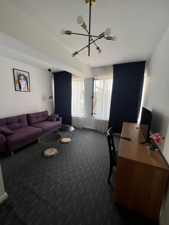 Conta Apartments Крайова Екстериор снимка